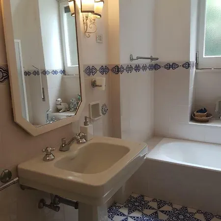 Bed & Breakfast Shangri La Capri